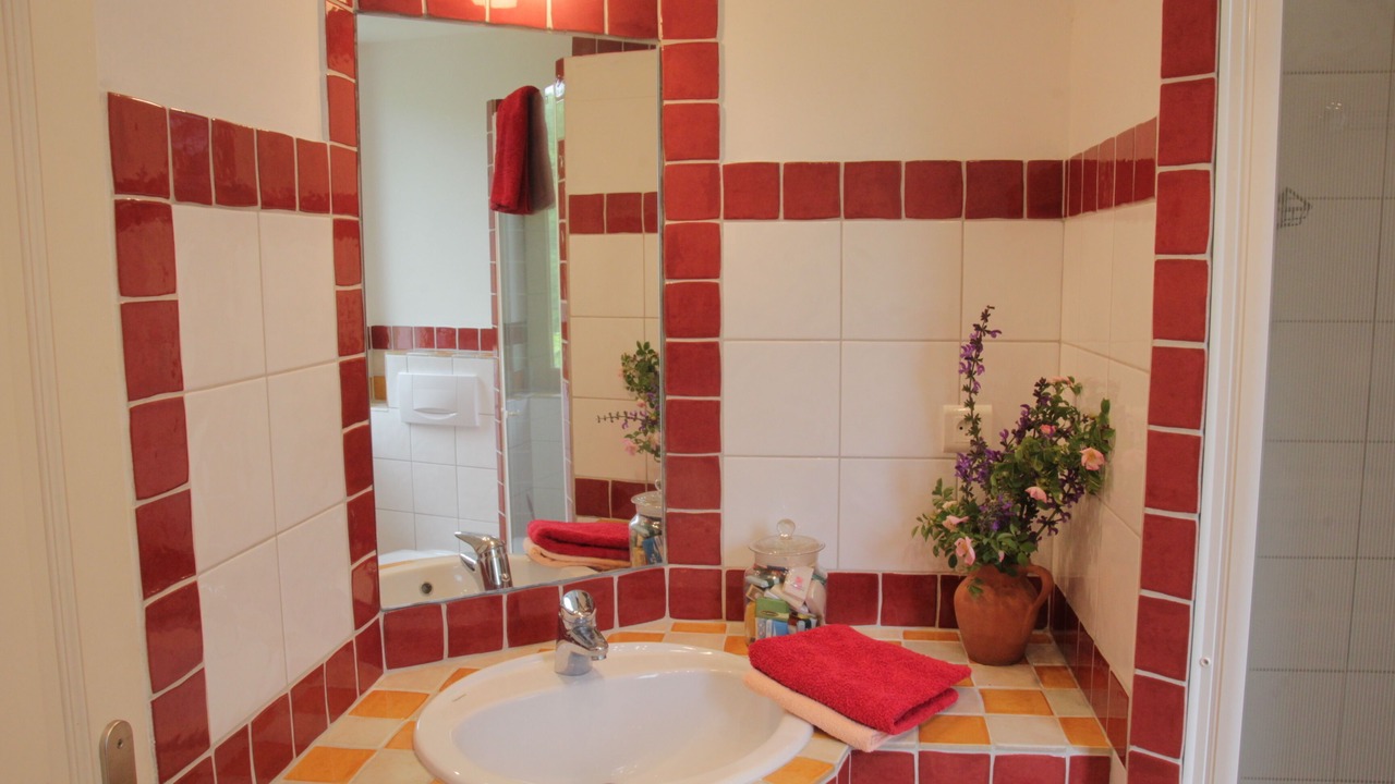 Photo of Bathroom in Sonnac-sur-l'Hers