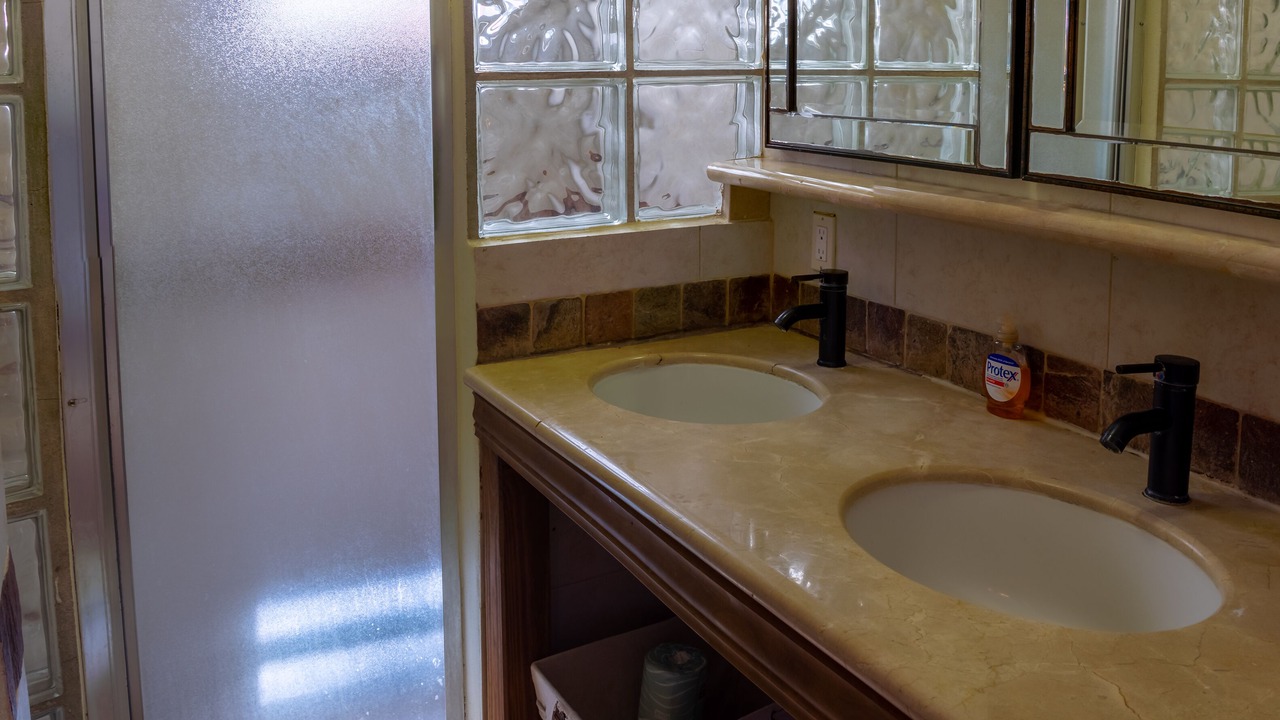 Photo of Bathroom in Stella