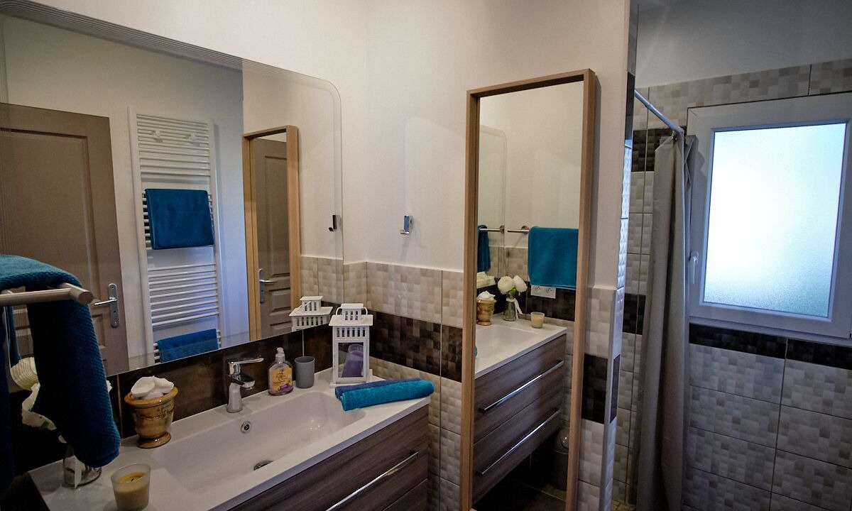 Photo of Bathroom in Aubenas