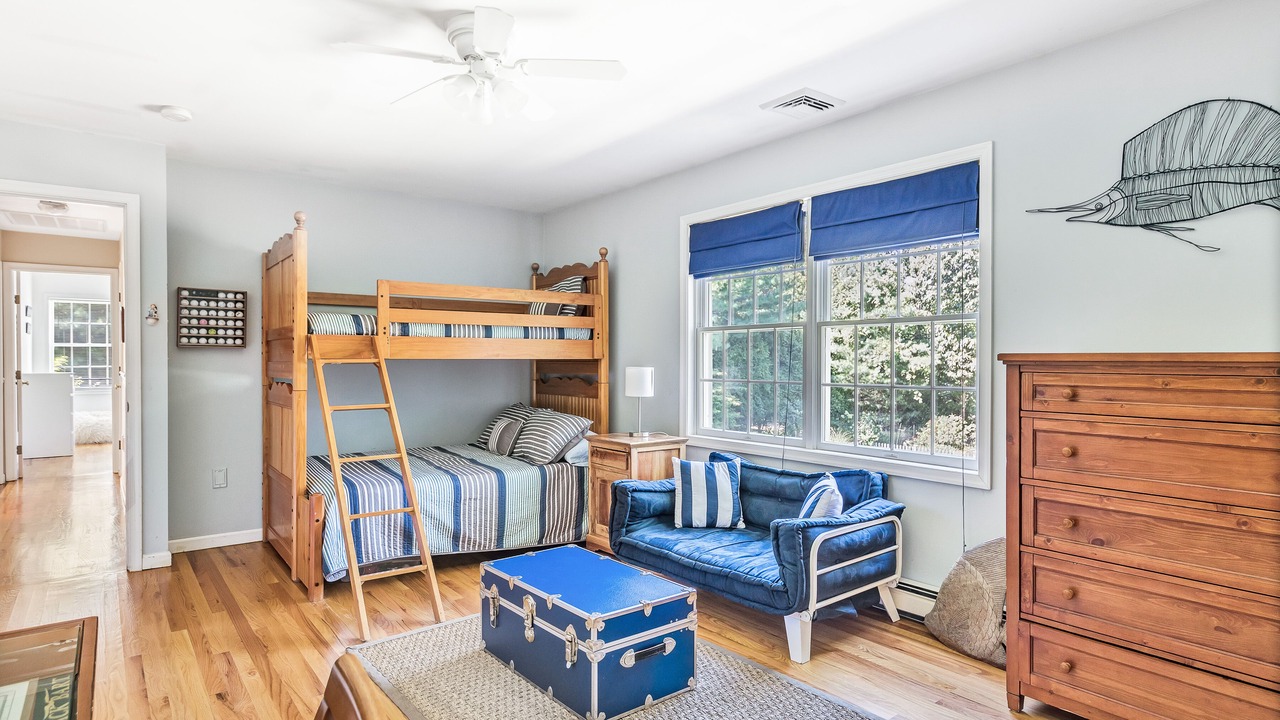 Photo of Bedroom in East Hampton North