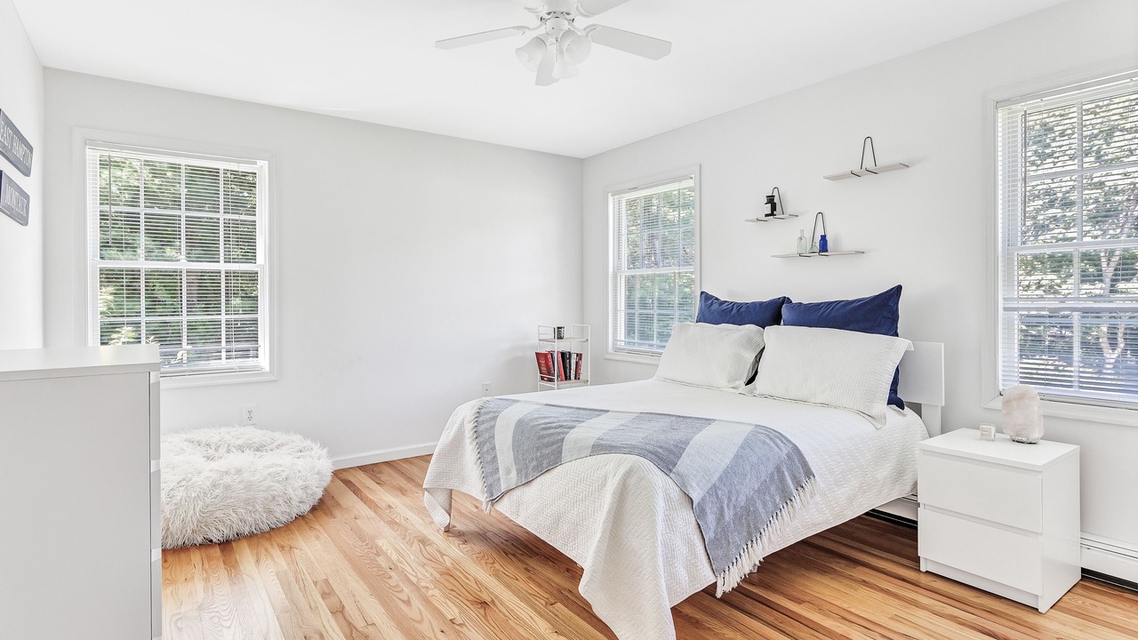 Photo of Bedroom in East Hampton North