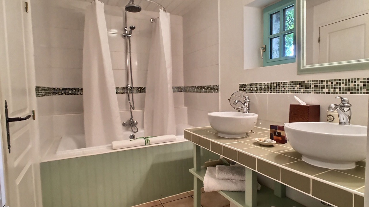 Photo of Bathroom in Sizun
