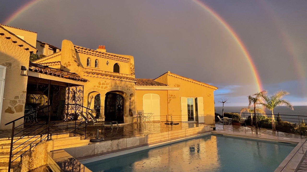 Photo of Outdoor in Antheor