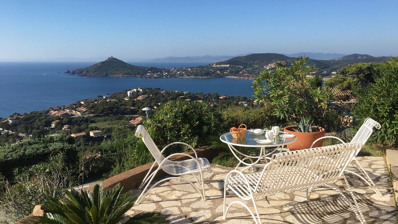 Photo of Outdoor in Antheor