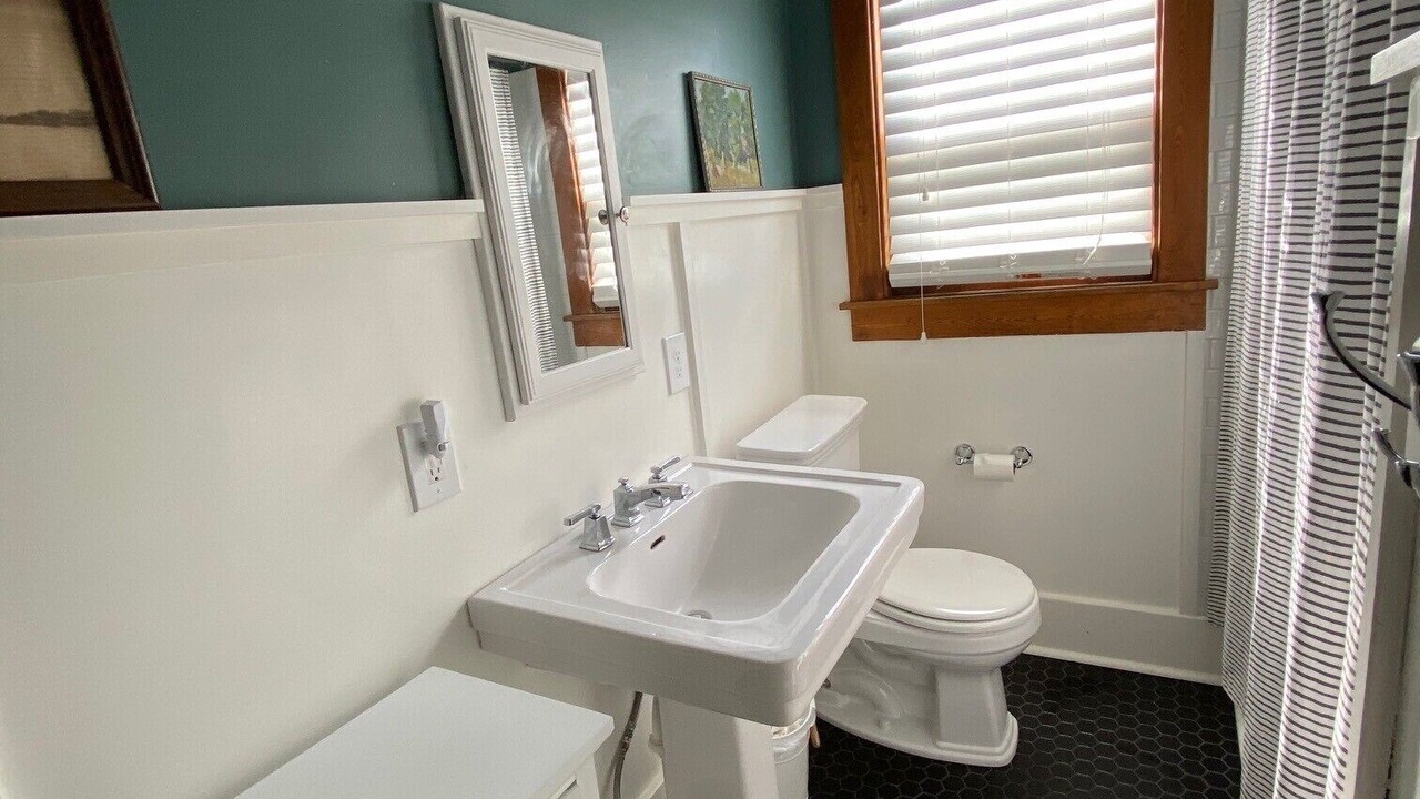 Photo of Bathroom in Suttons Bay