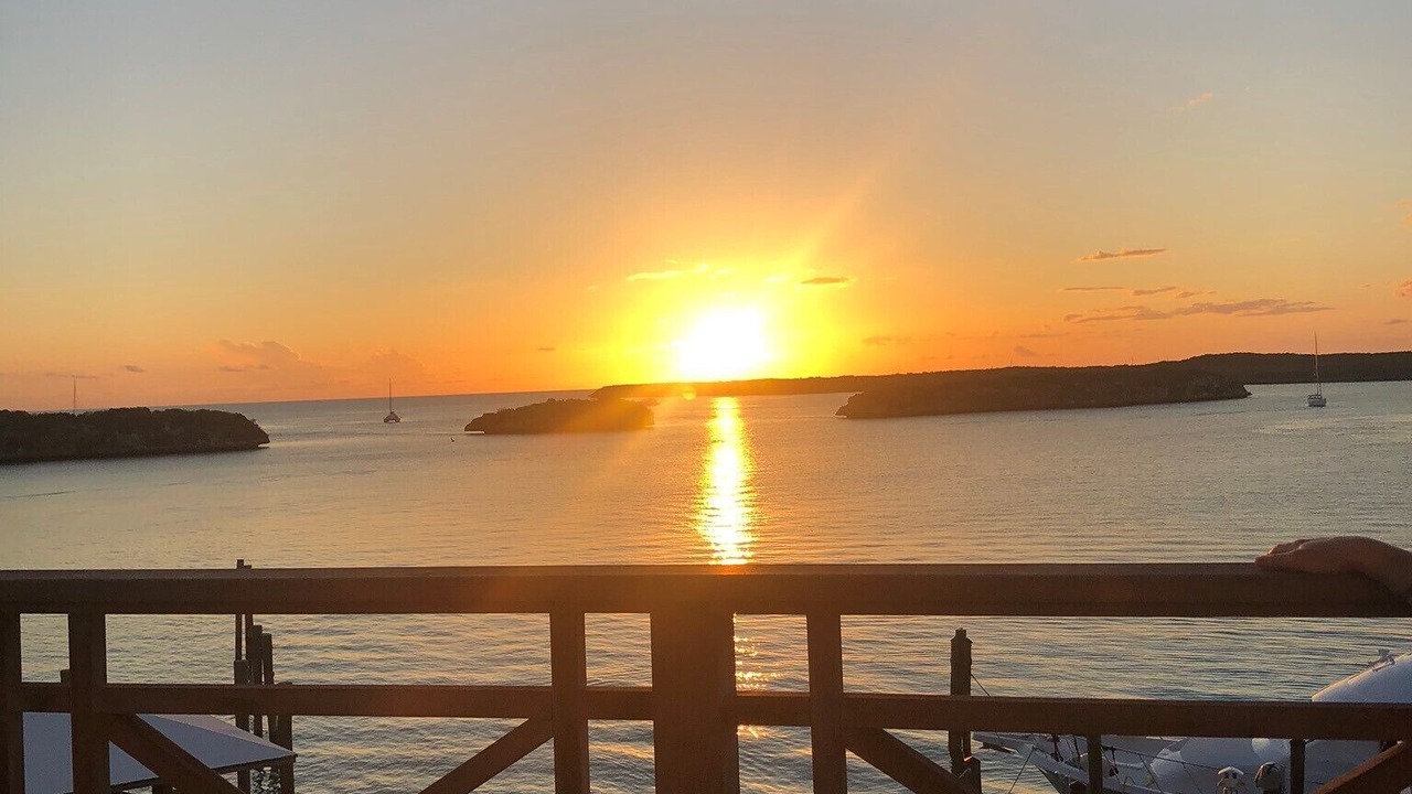 Photo of Patio Balcony in Staniel Cay
