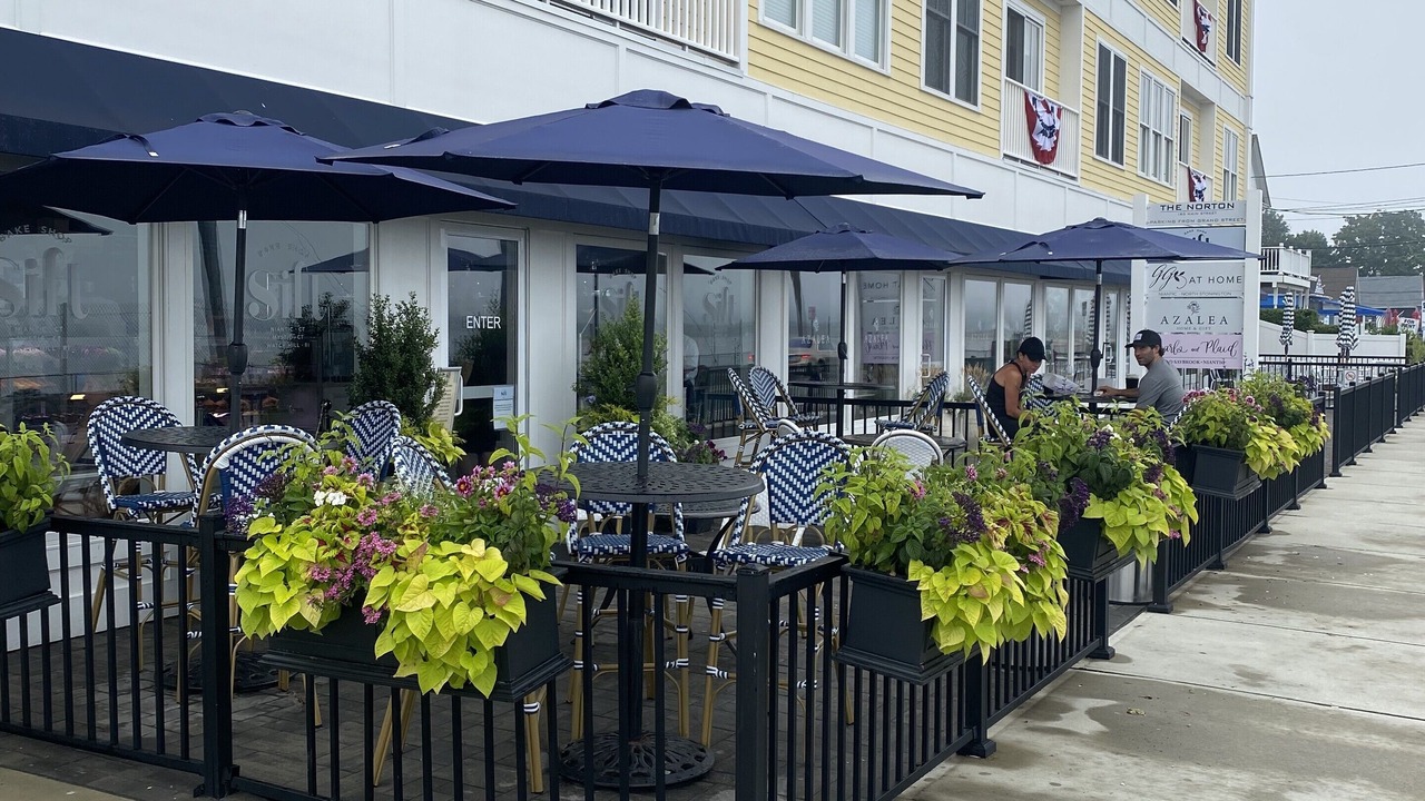 Photo of Others in Niantic