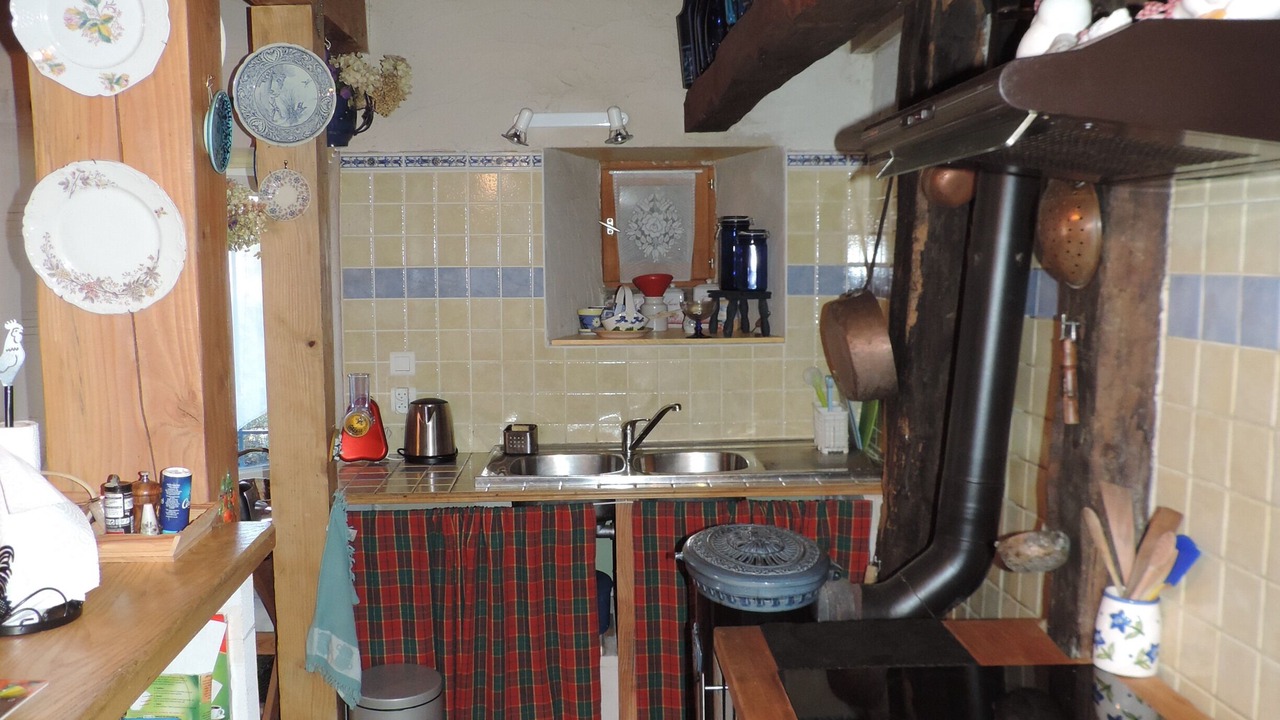 Photo of Kitchen in Angles
