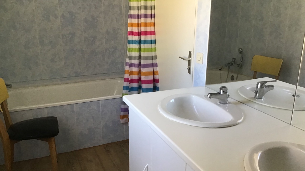 Photo of Bathroom in Allos