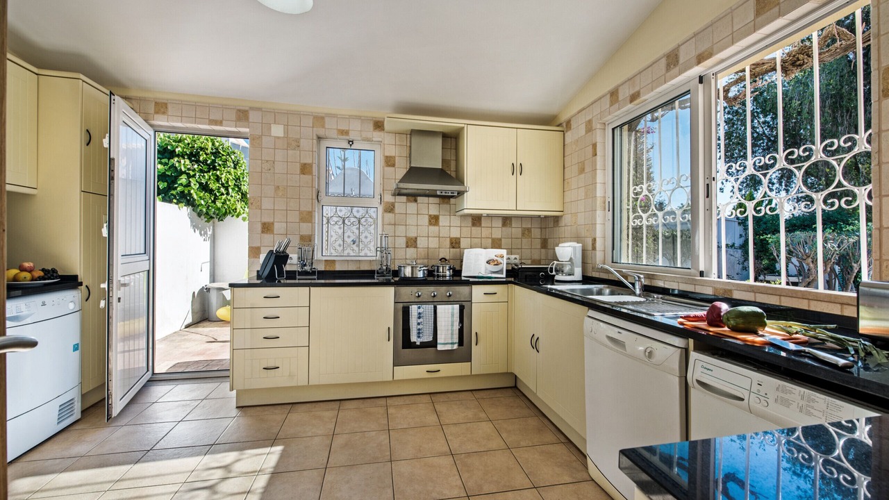 Photo of Kitchen in Guia
