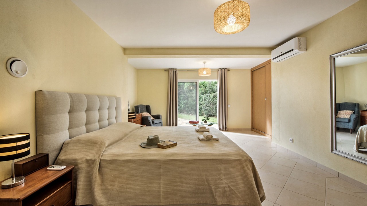 Photo of Bedroom in Guia