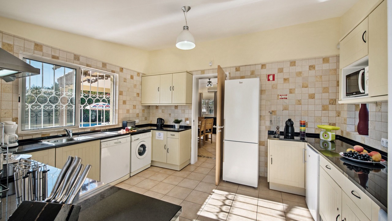 Photo of Kitchen in Guia