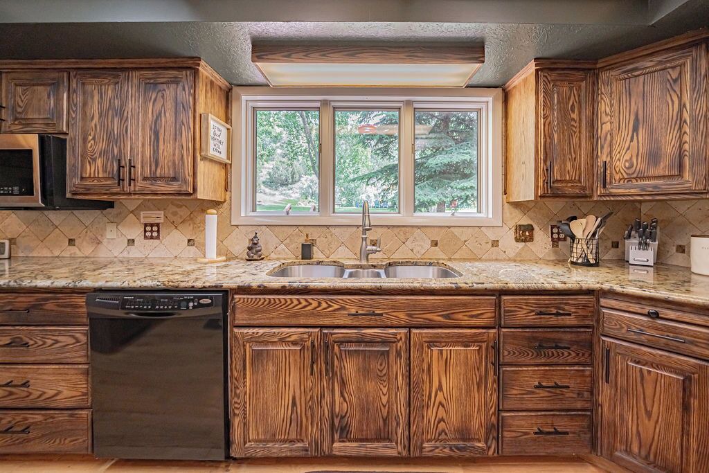 Photo of Kitchen in Bone