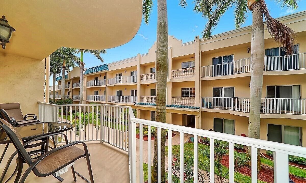 Photo of Patio Balcony in Siesta Key