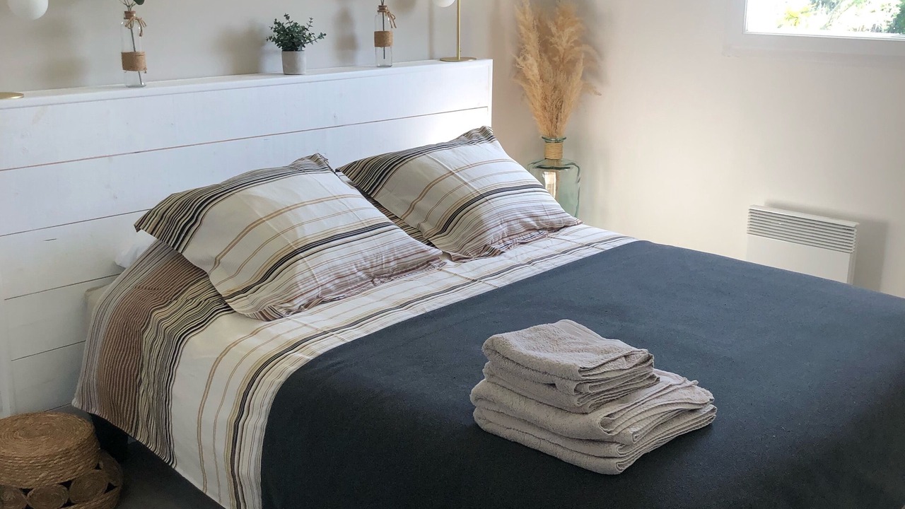 Photo of Bedroom in Cleder
