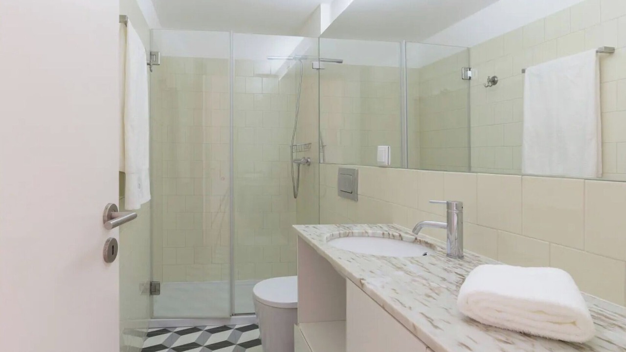 Photo of Bathroom in Lapa