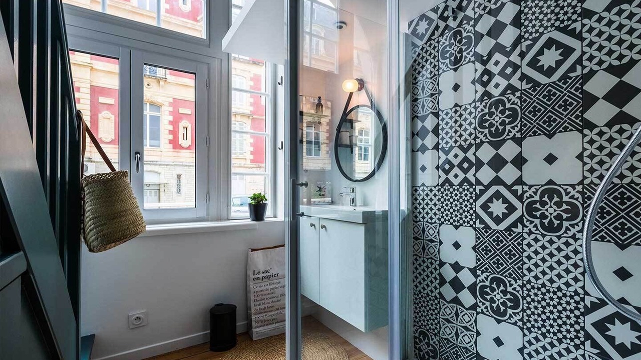 Photo of Bathroom in Biarritz City Centre