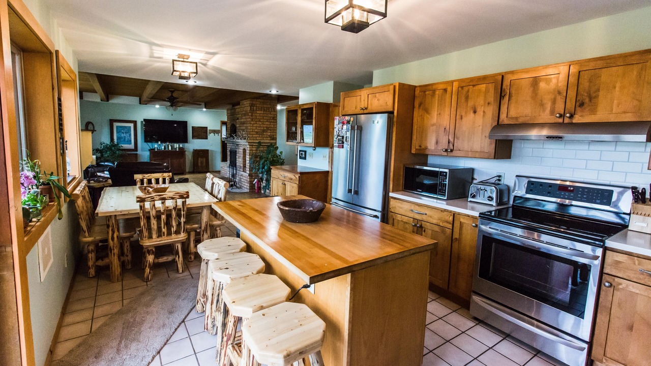 Photo of Kitchen in Emigrant