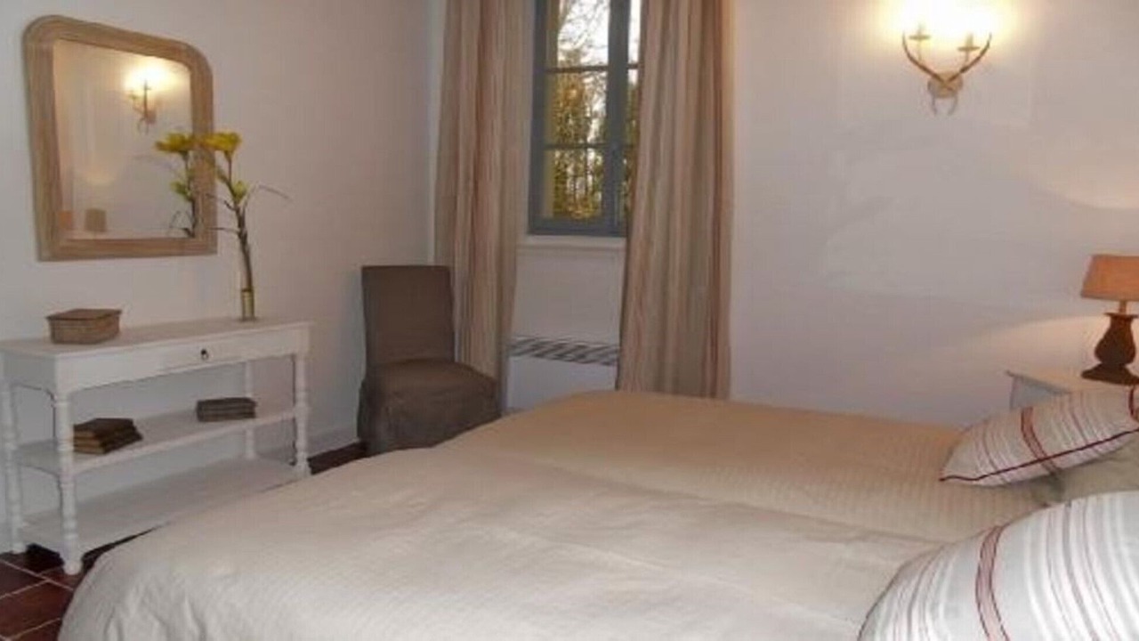 Photo of Bedroom in Marseillette