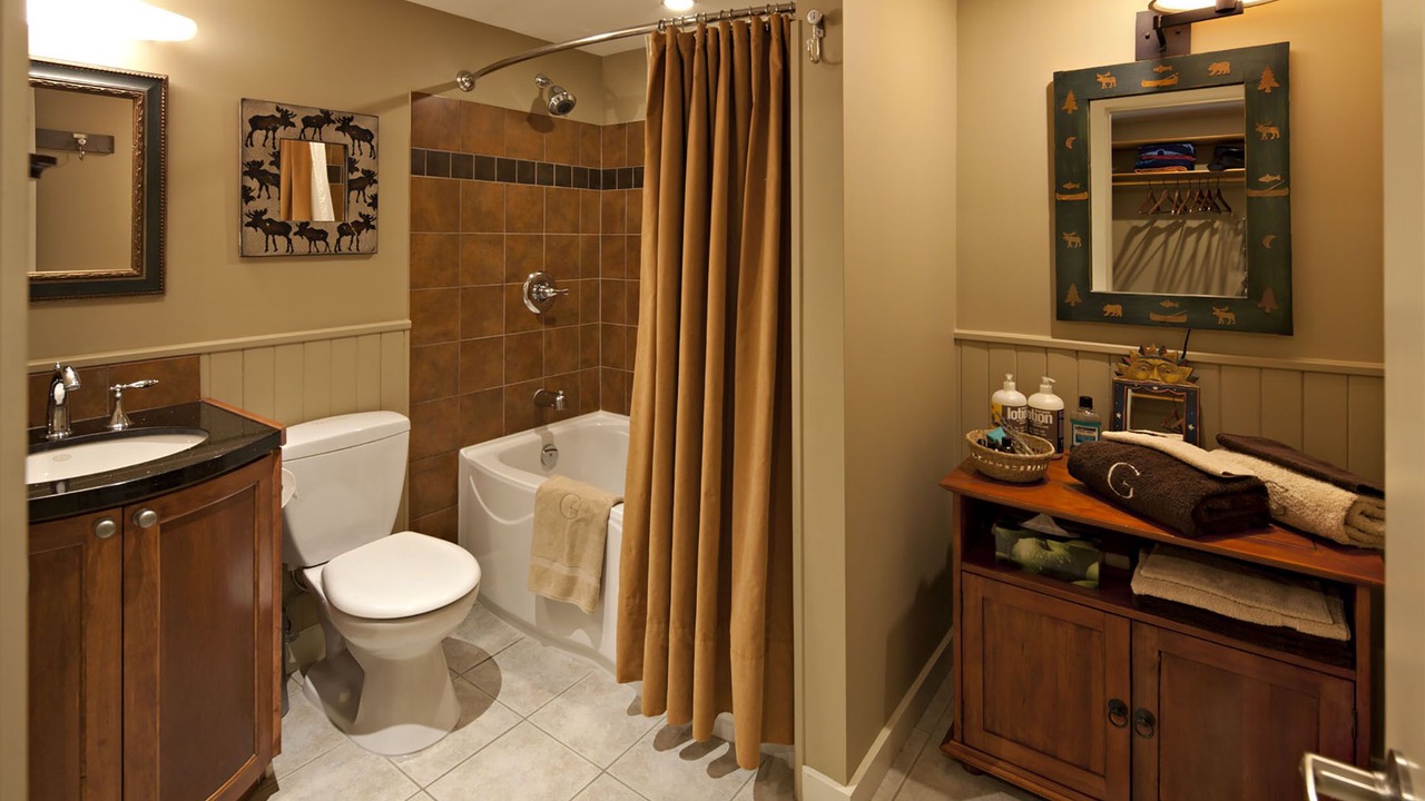 Photo of Bathroom in Okanagan-Similkameen