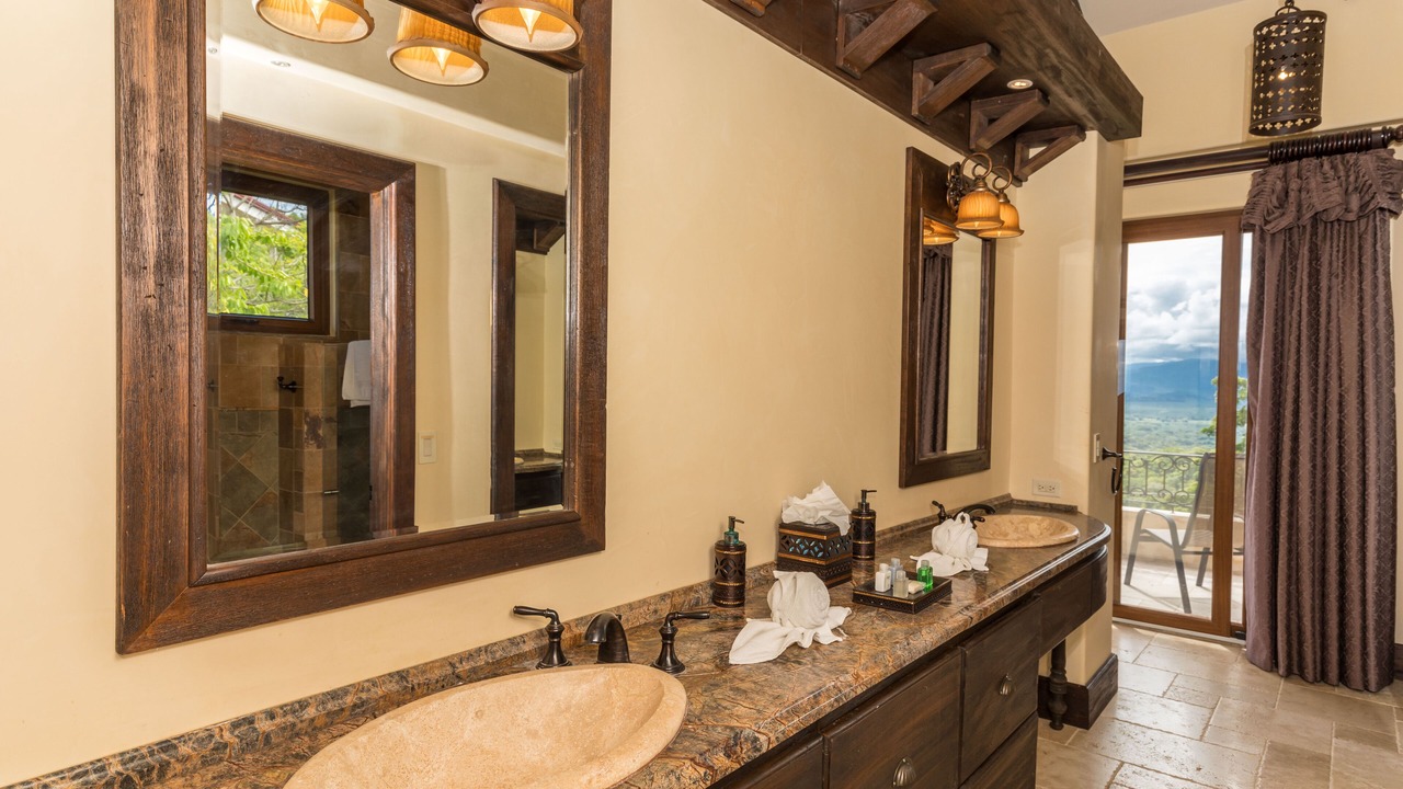 Photo of Bathroom in Valle Pura Vida