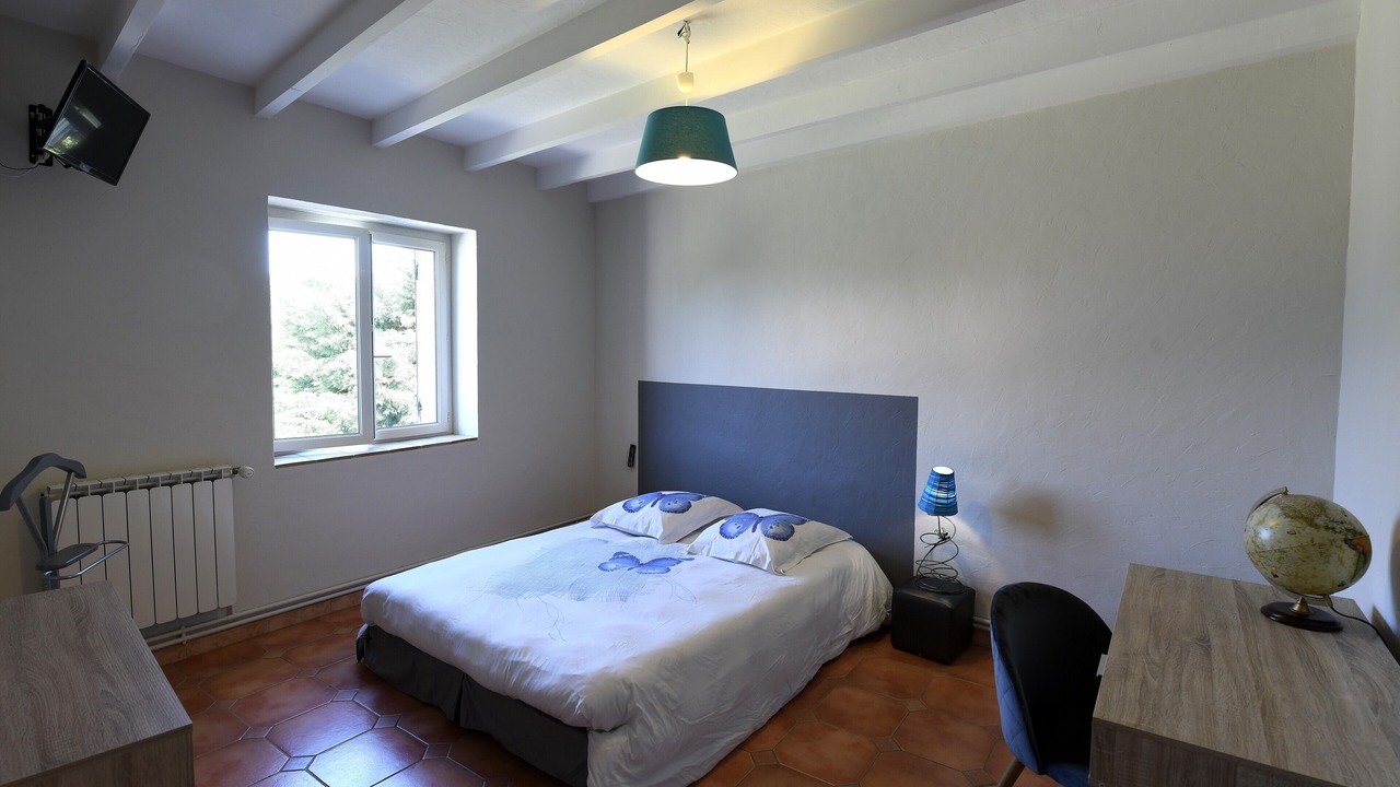 Photo of Bedroom in Caumont-sur-Durance