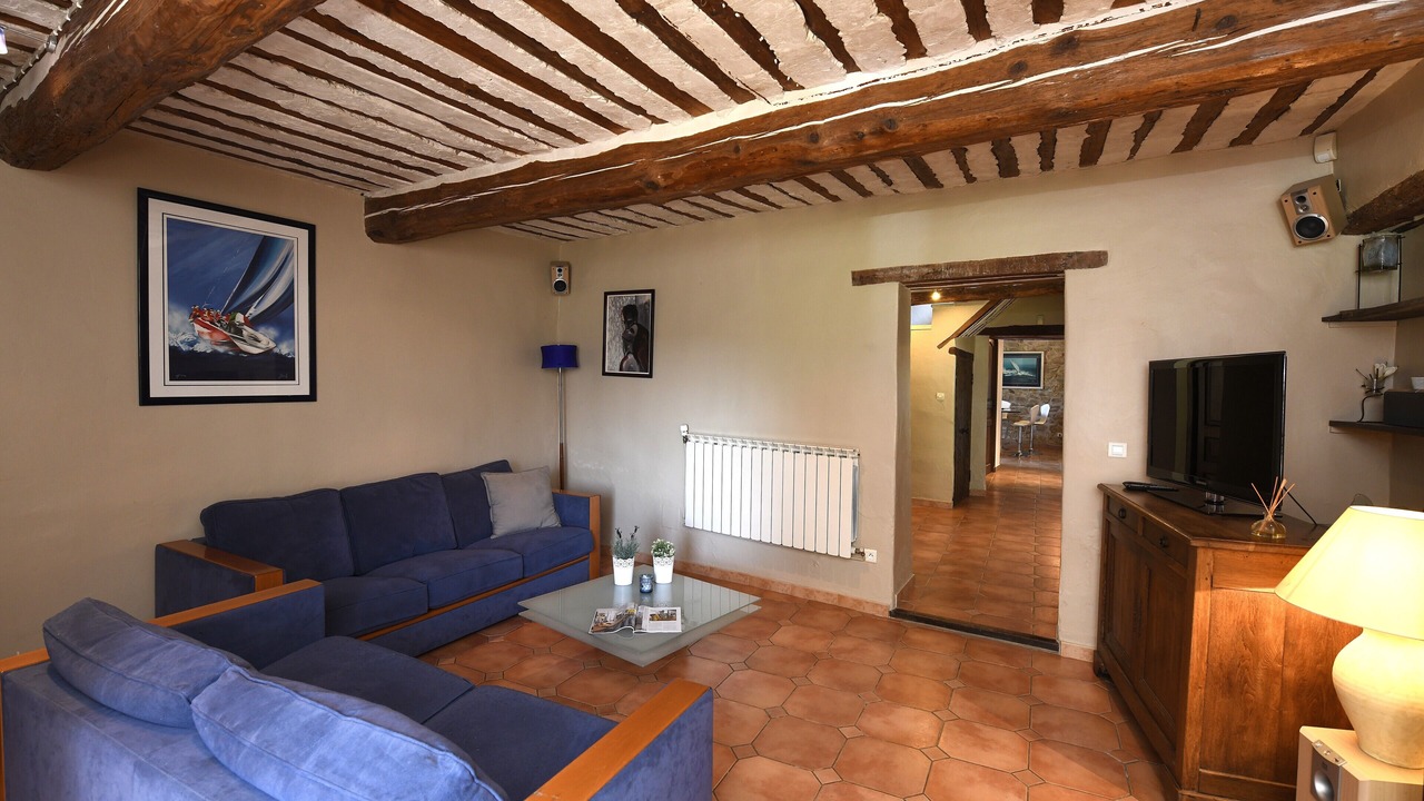 Photo of Livingroom in Caumont-sur-Durance