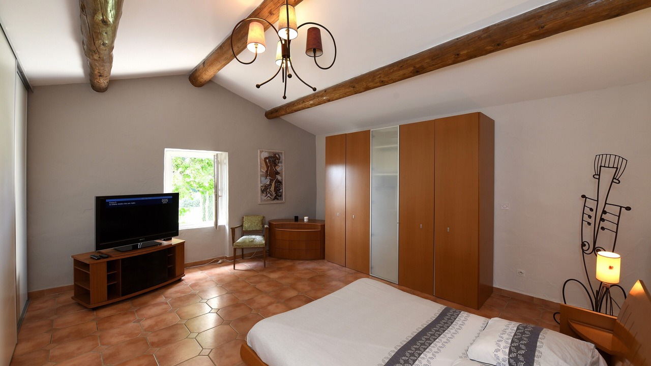 Photo of Bedroom in Caumont-sur-Durance