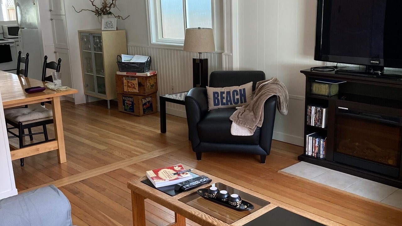 Photo of Livingroom in Cultus Lake