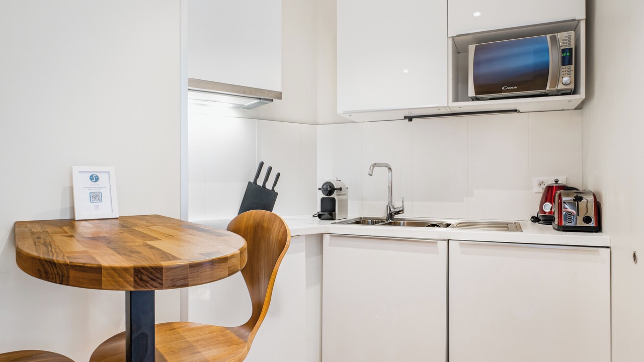 Photo of Kitchen in Hotel de Ville - Quinconces