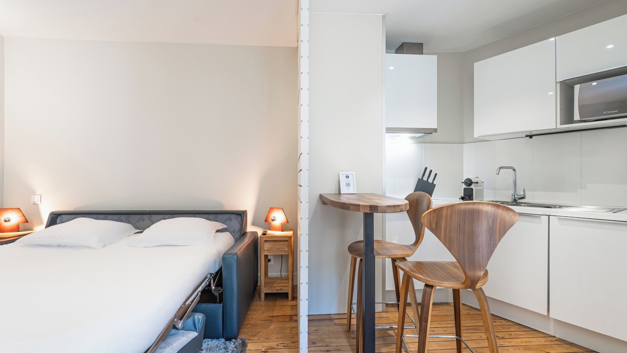 Photo of Bedroom in Hotel de Ville - Quinconces