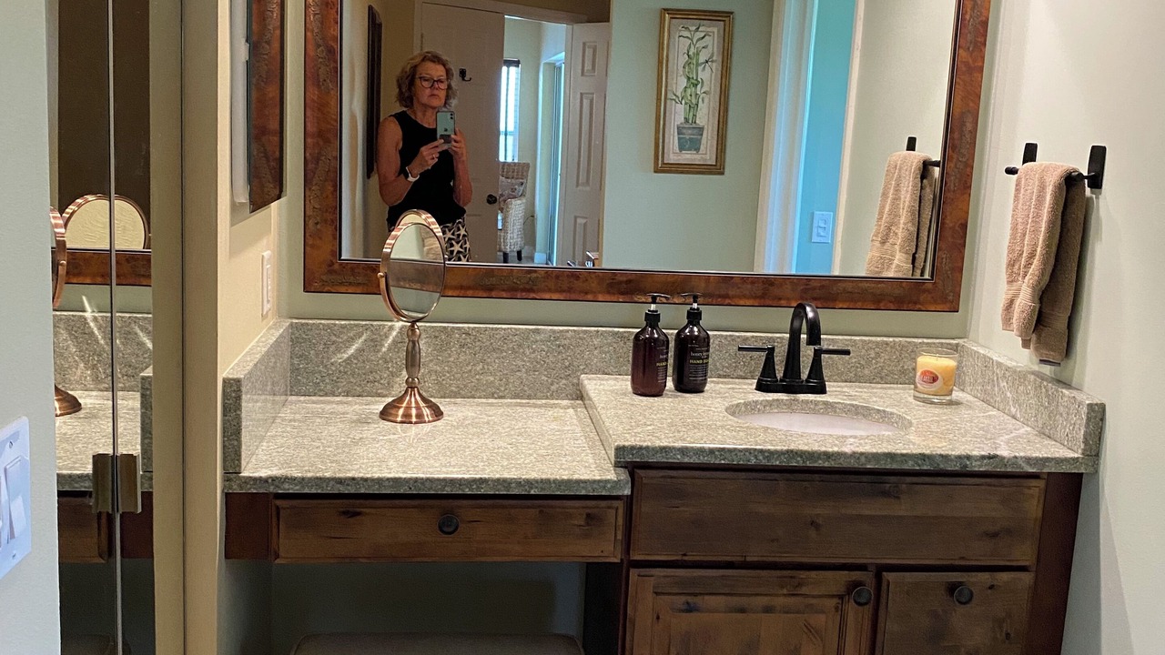 Photo of Bathroom in Plantation