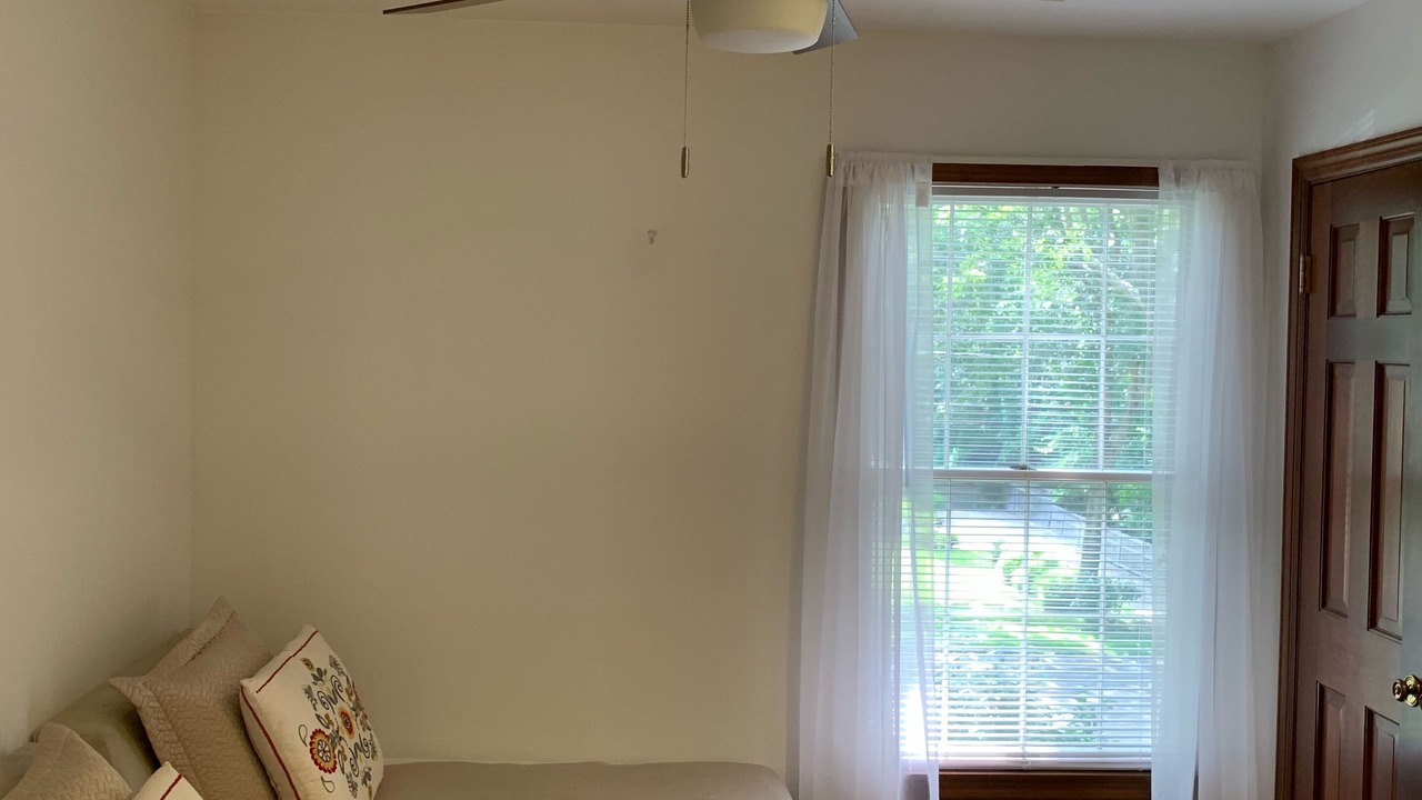 Photo of Bedroom in Hampton Bays