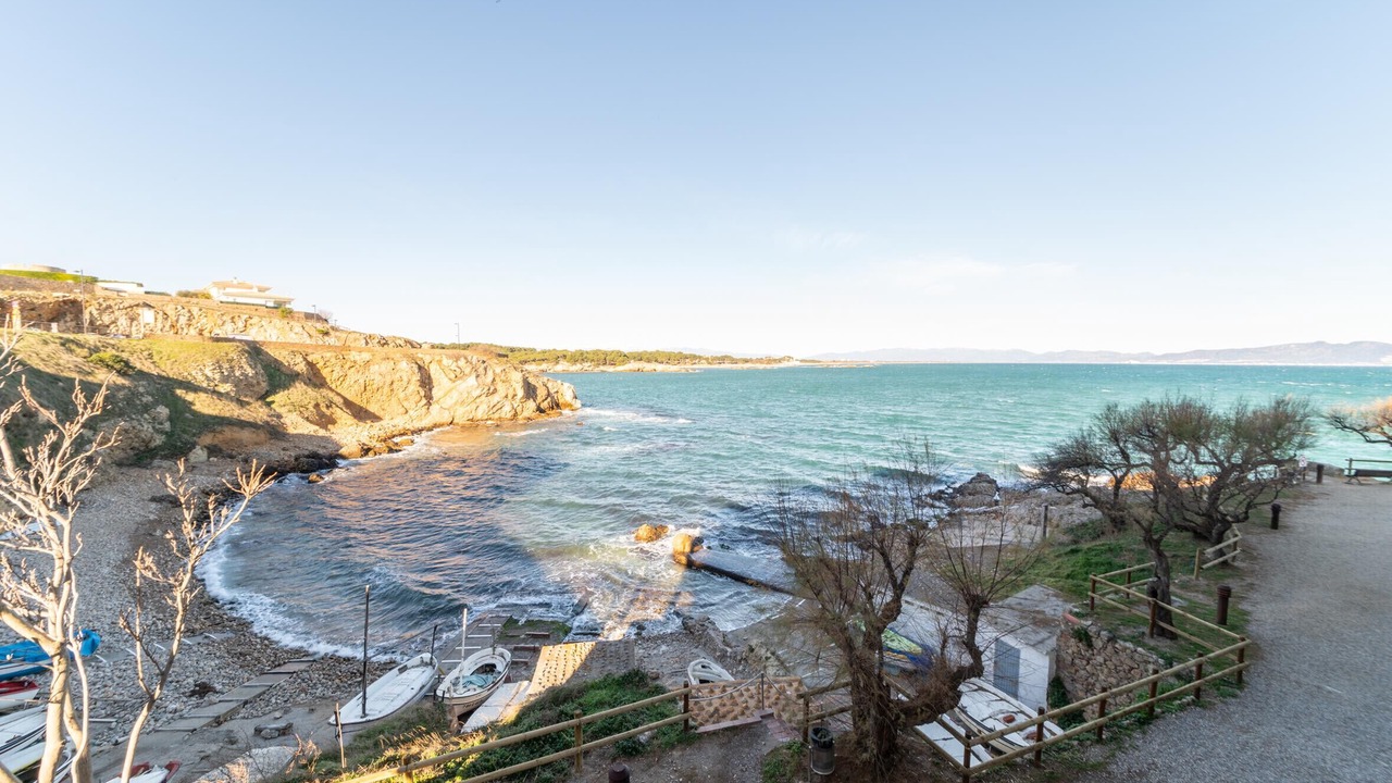 Photo of Others in L'Escala