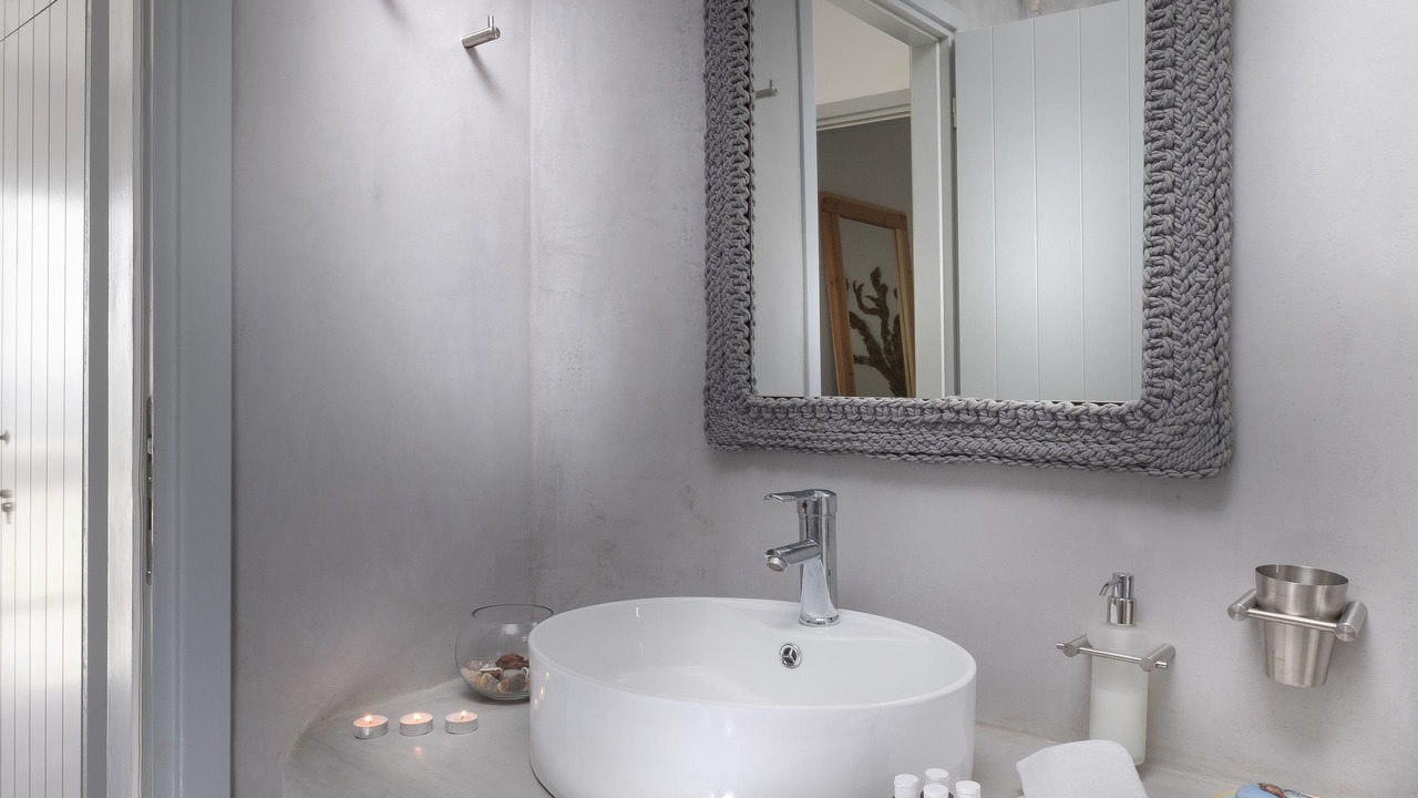 Photo of Bathroom in Kithnos