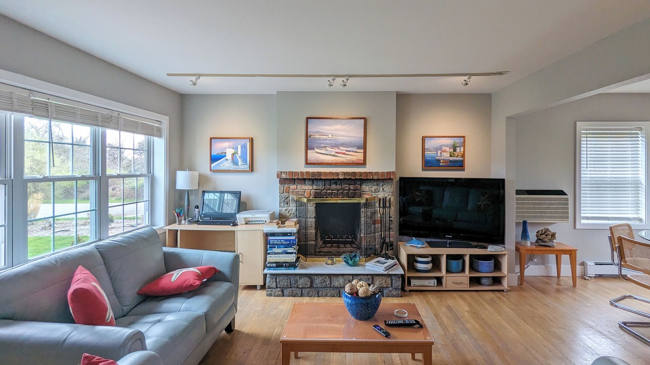 Photo of Livingroom in Orient Point