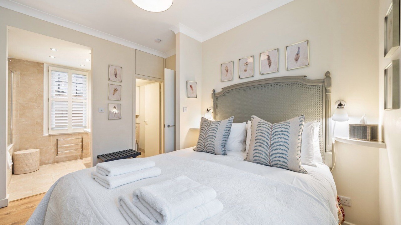 Photo of Bedroom in Notting Hill
