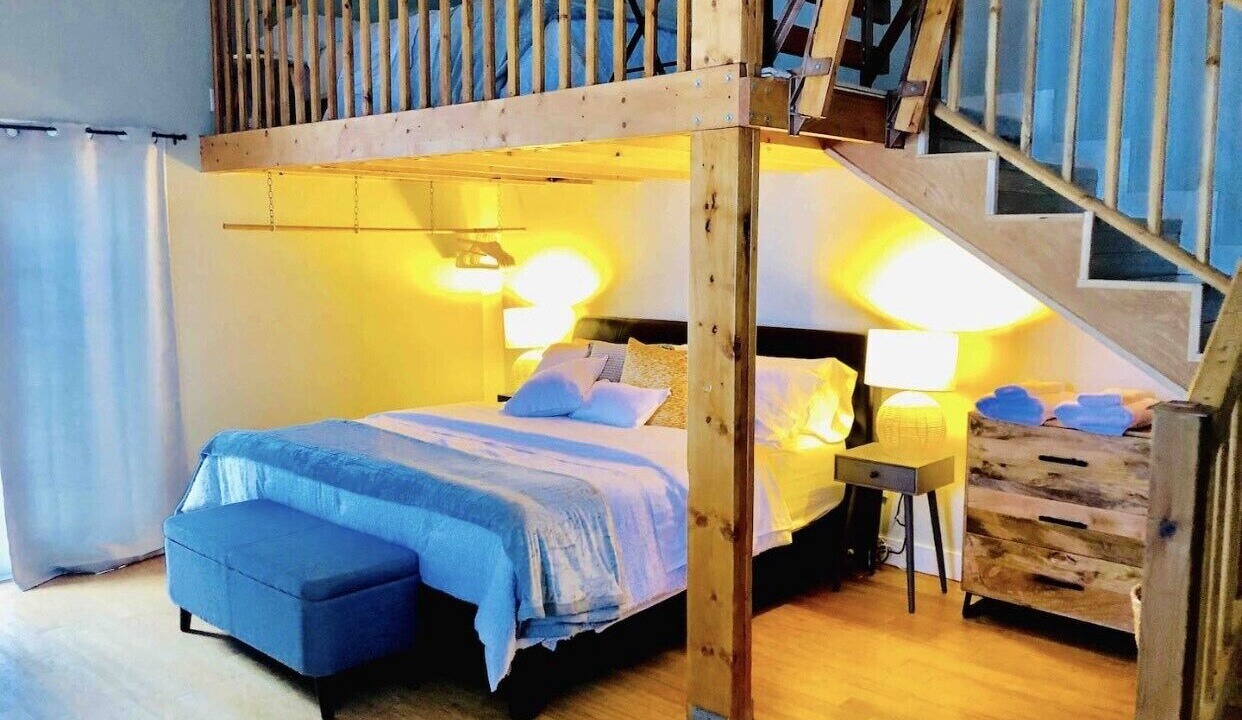 Photo of Bedroom in Okanagan-Similkameen