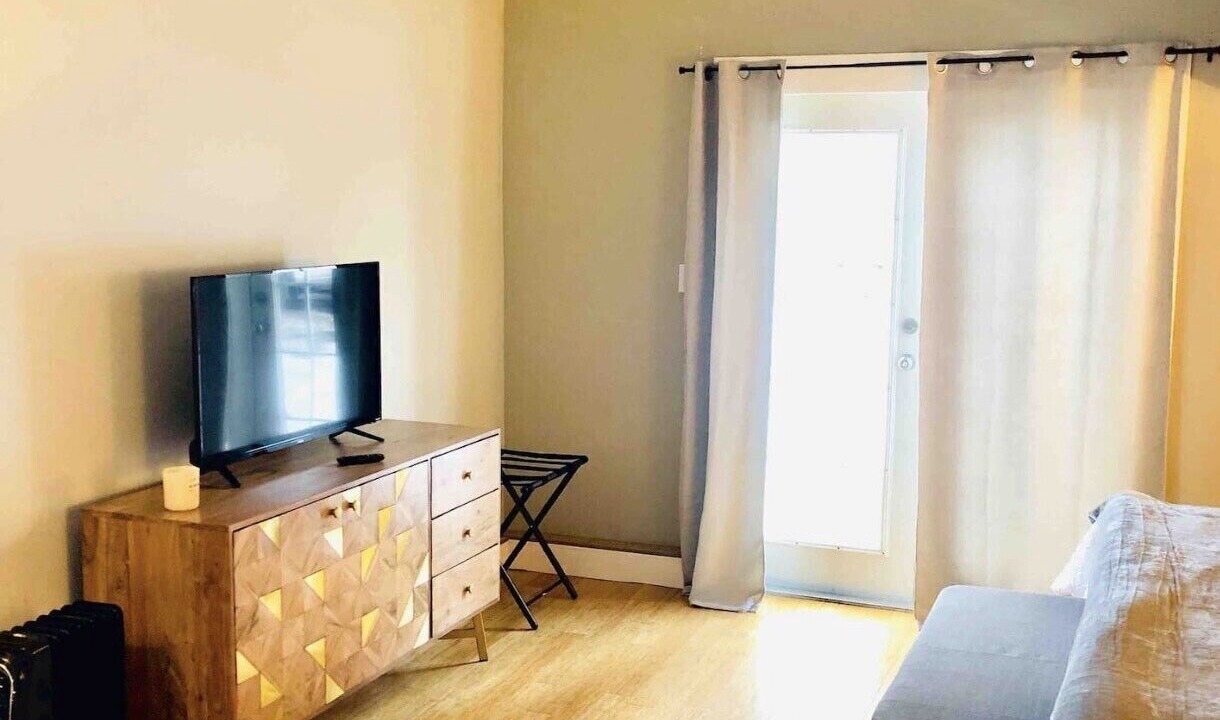 Photo of Livingroom in Okanagan-Similkameen