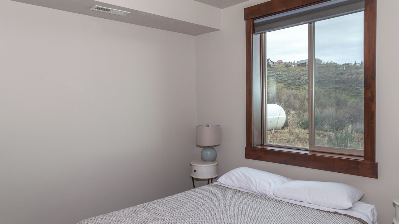 Photo of Bedroom in Sweetwater