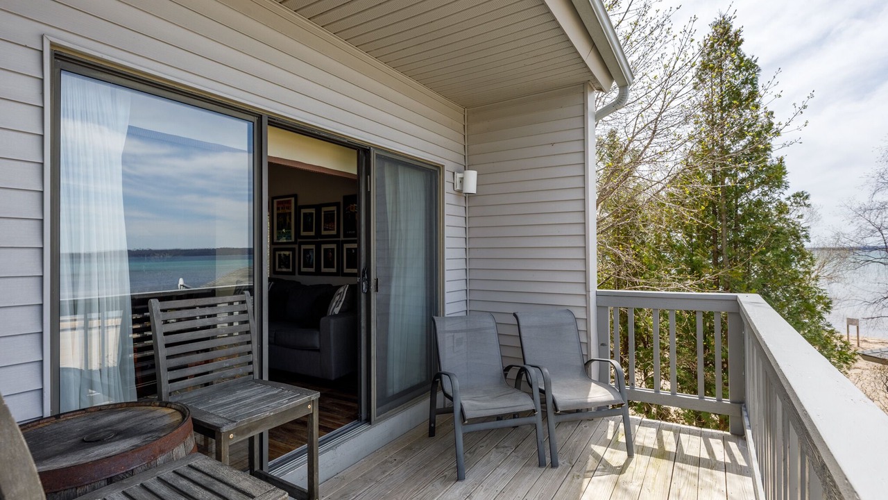 Photo of Patio Balcony in Acme