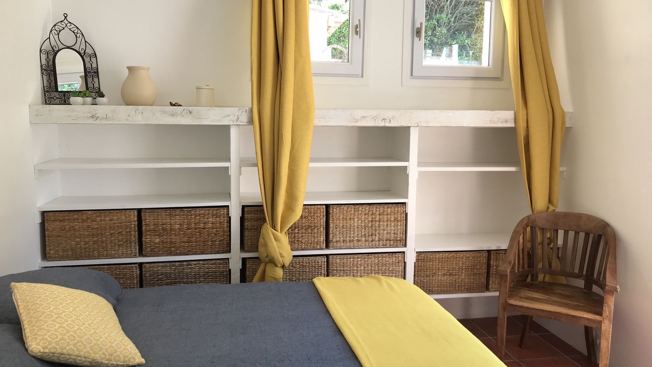 Photo of Bedroom in Pernes-les-Fontaines