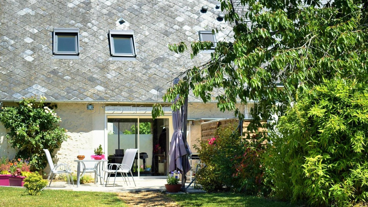 Photo of Outdoor in Veigne