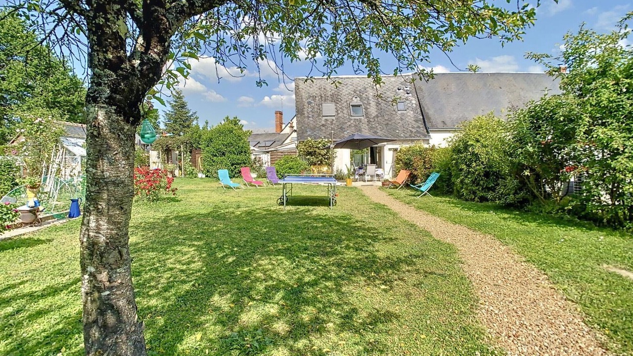 Photo of Outdoor in Veigne