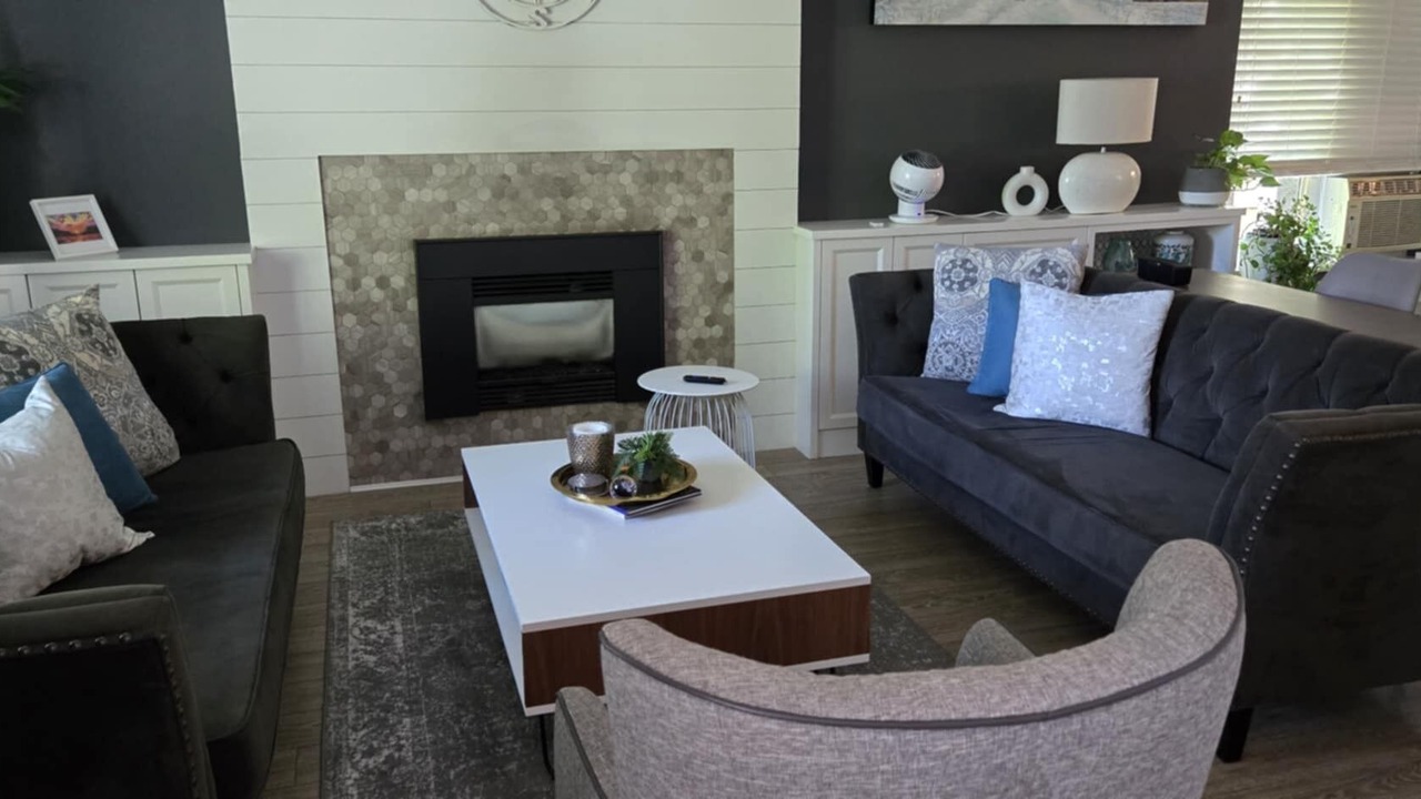 Photo of Livingroom in Maple Ridge