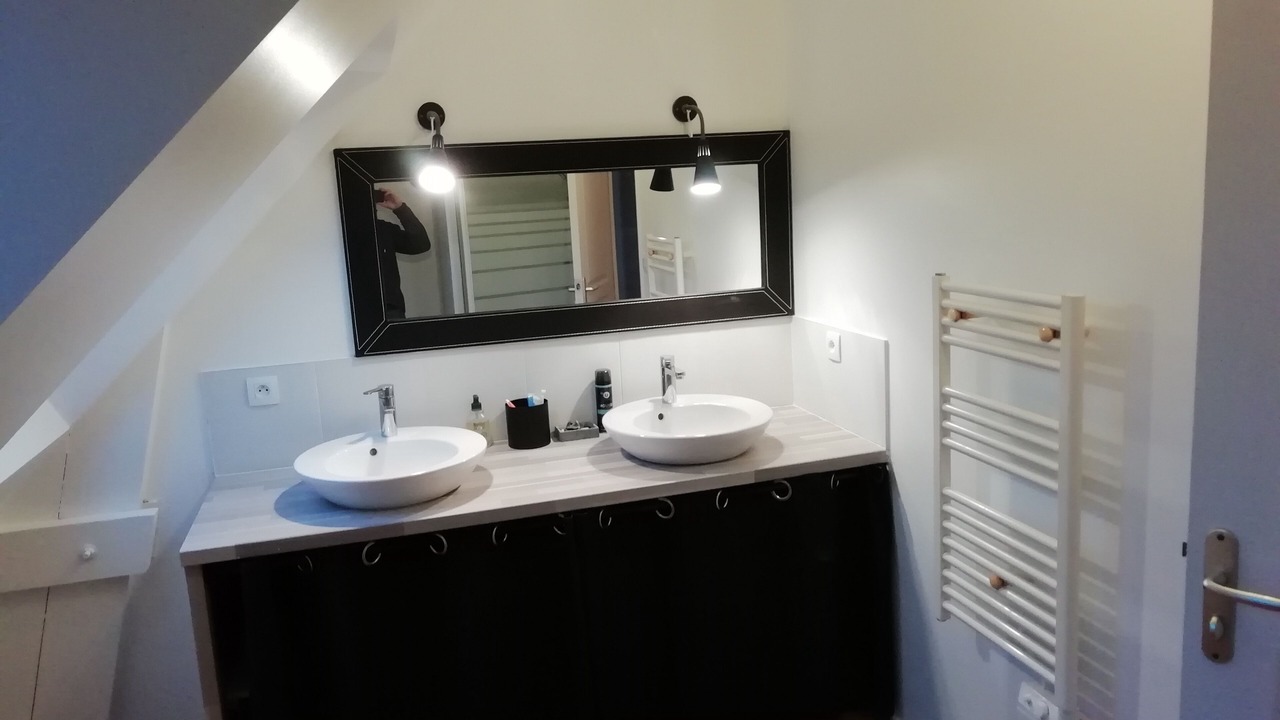 Photo of Bathroom in Plouharnel