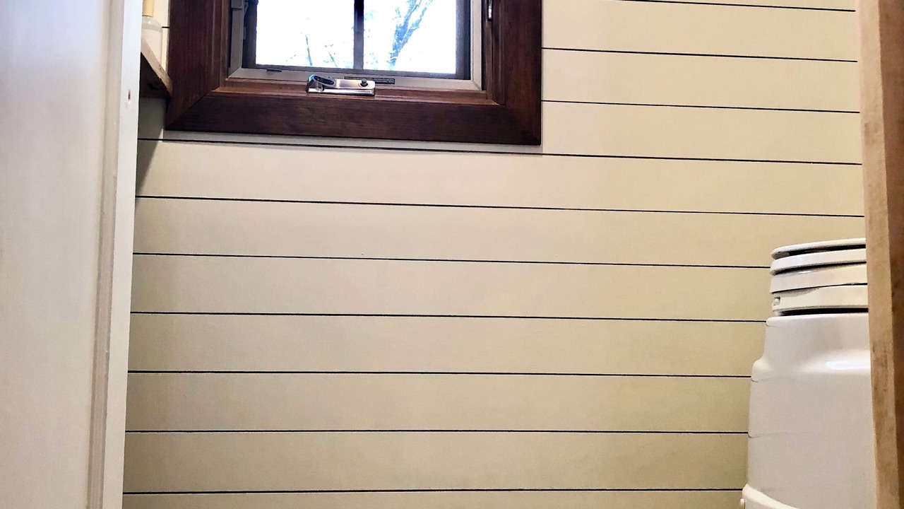Photo of Bathroom in Armour