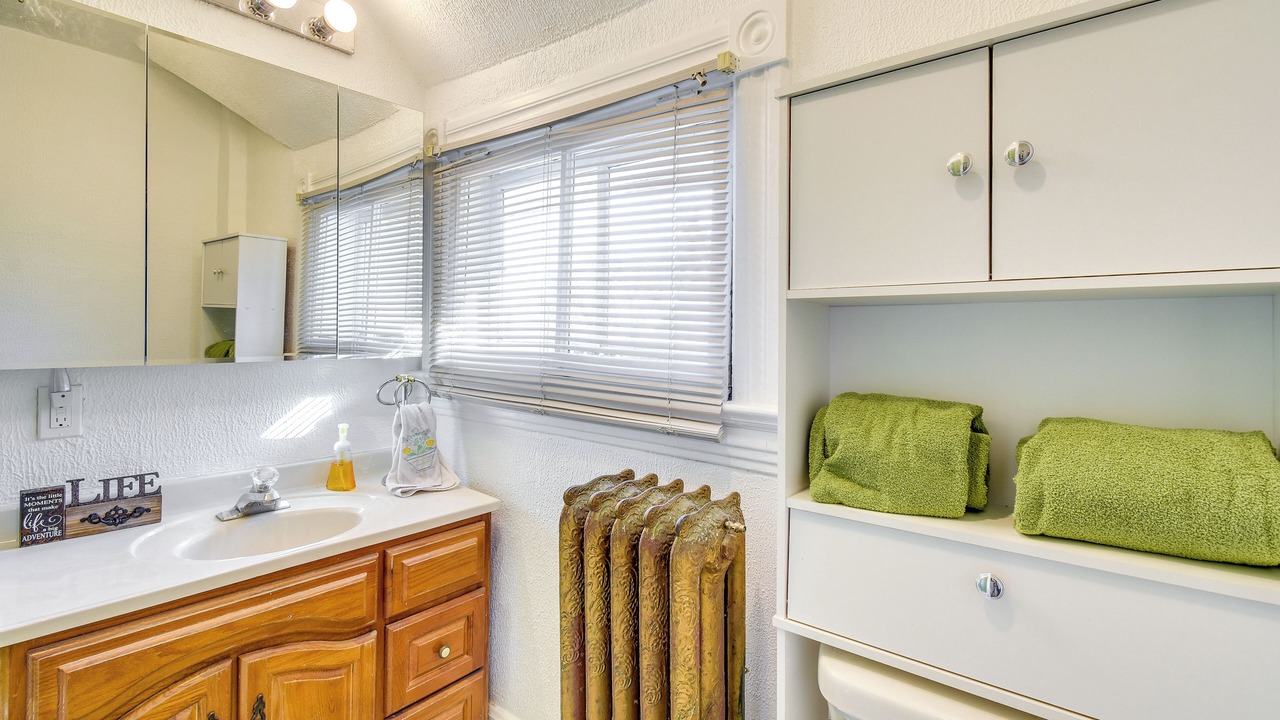 Photo of Bathroom in Manitowoc