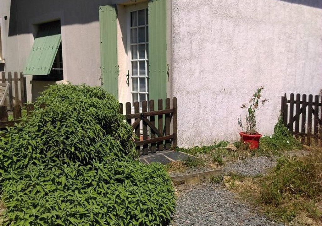 Photo of Outdoor in Puy-de-Serre