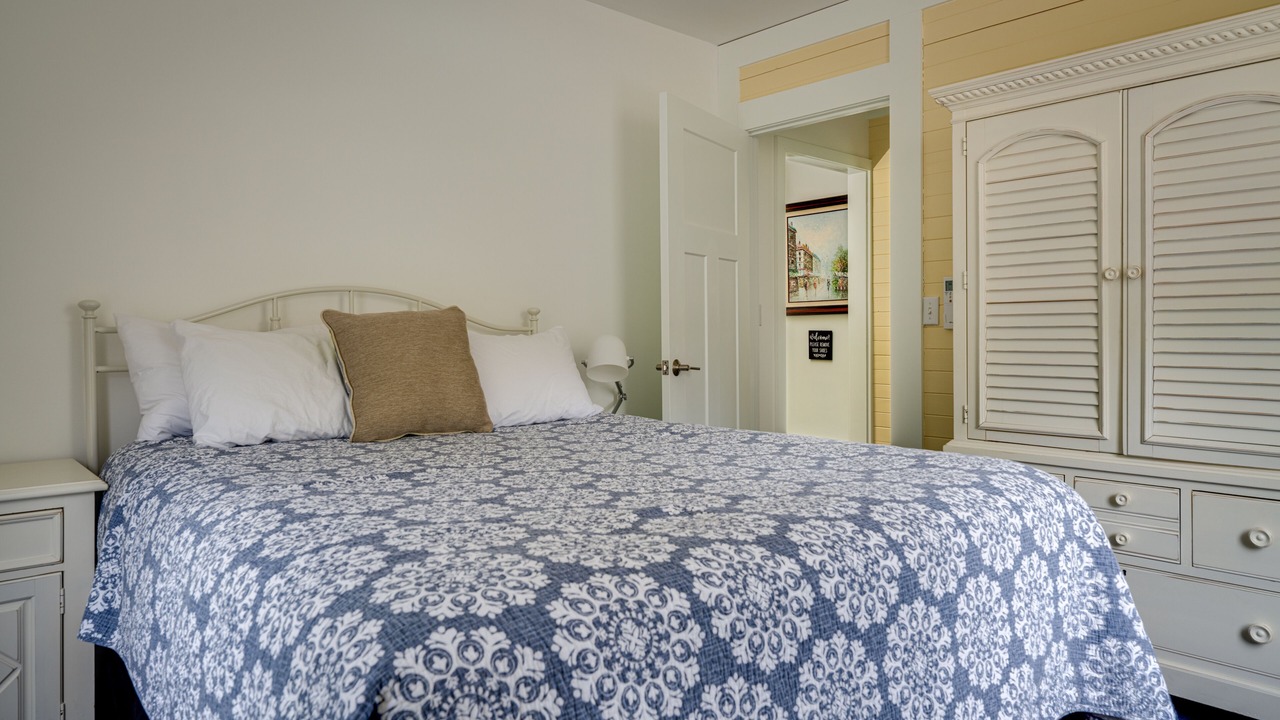 Photo of Bedroom in Harbor Springs